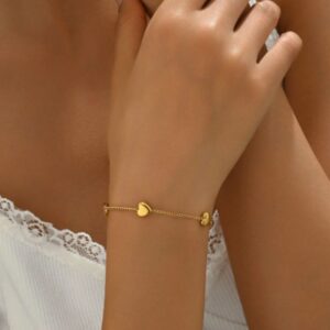 سوار يد قلوب استانلس مطلي بالذهب عيار 18